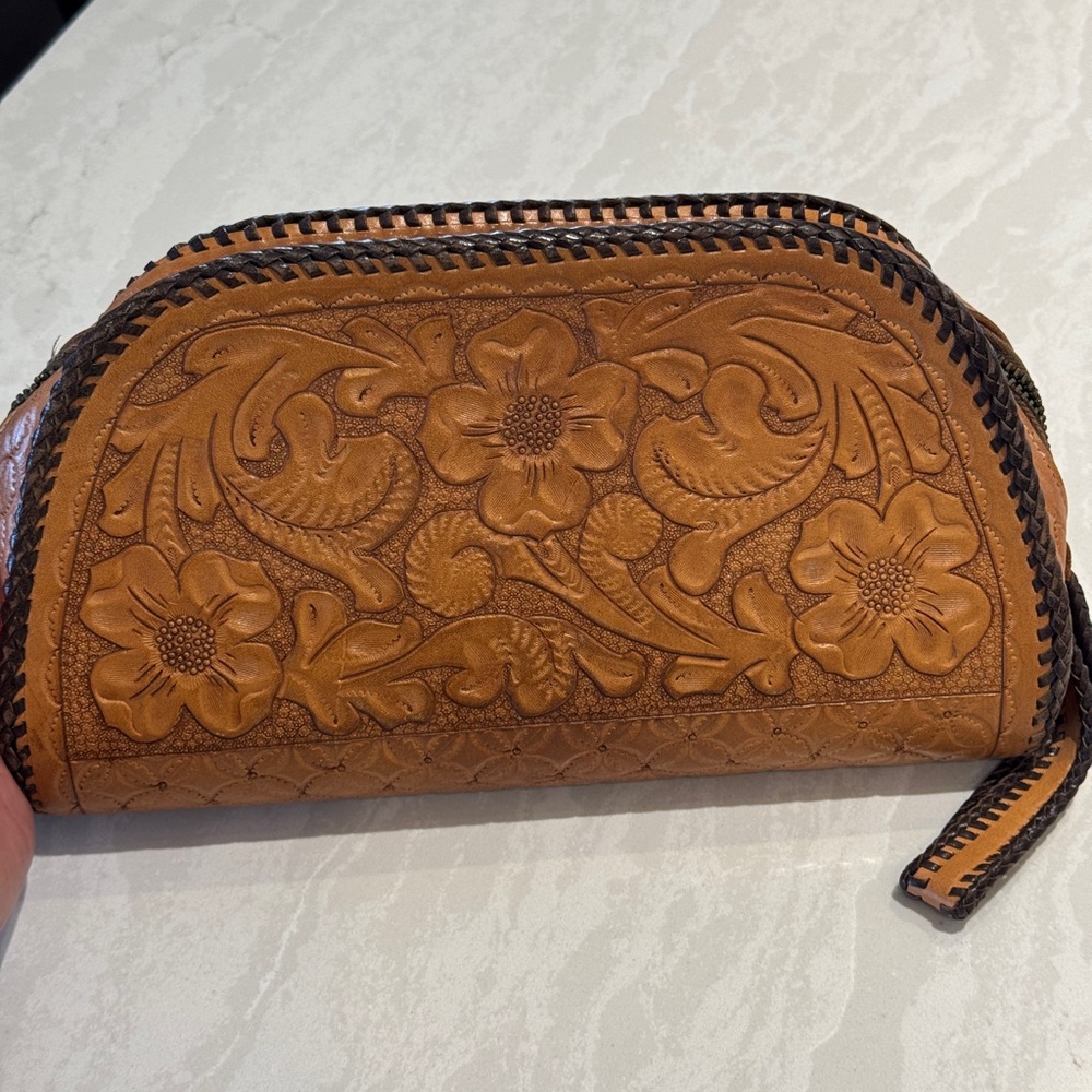 Vintage Hand Tooled Leather Clutch Wristlet Floral Western Boho 10”